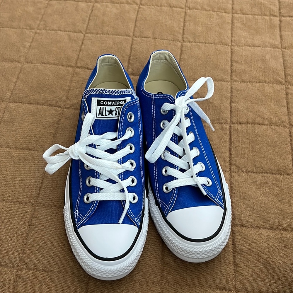 Converse Chuck Taylor Blue Sneakers W 6.5